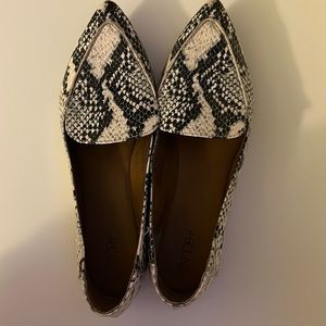 Abound casual flats